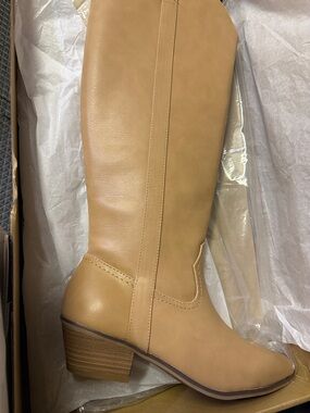 (NEW) Classic Cowboy Boots Sz 10 Women's Knee-High Boot in Tan